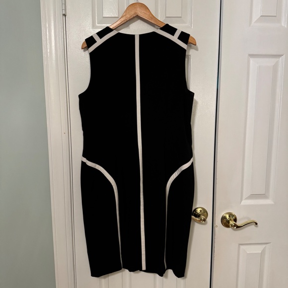 Calvin Klein Bodycon Zip Front Sheath Dress - Picture 2 of 6